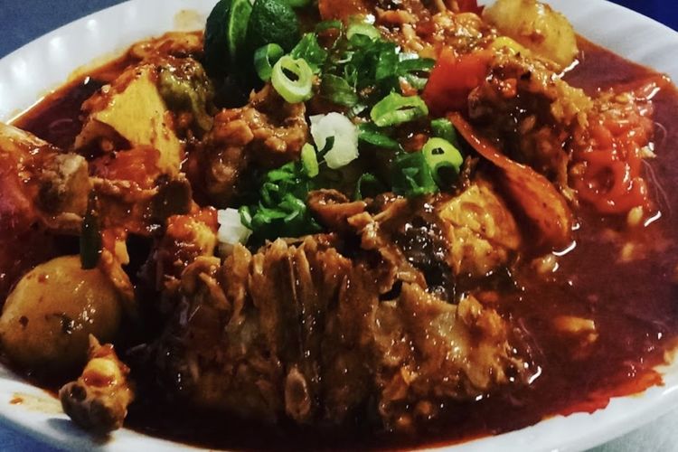 Attachment for 5 Hidangan Pedas Viral dari Garut: Mie Jebrew yang Bakal Buat Bibir Anda Bengkak, Wajib Dicoba!