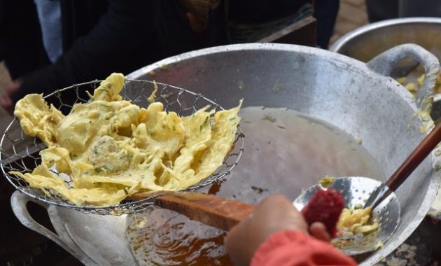 Resep Peyek Udang Renyah Hingga Akhir Tetap Enak