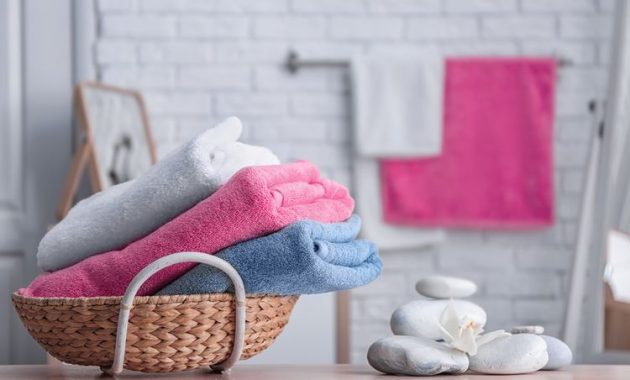 Cara Mudah Membersihkan Handuk dengan Bumbu Dapur, Tak Perlu Kucek Berlebihan!