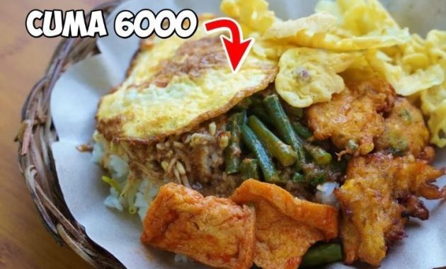 Rasakan Kelezatan Nasi Pecel Hemat di Surabaya: 4 Tempat Ideal untuk Sarapan Matamu