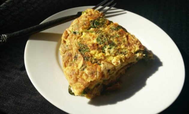 Resep Cepat: Telur Dadar Kornet Bawang yang Lezat dan Praktis