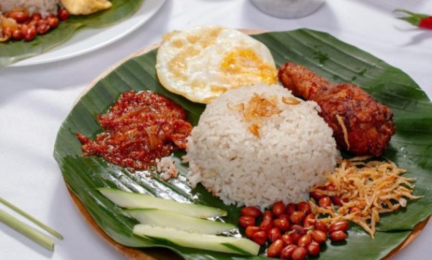 Resep Mudah Nasi Uduk Rice Cooker yang Lembut dan Praktis