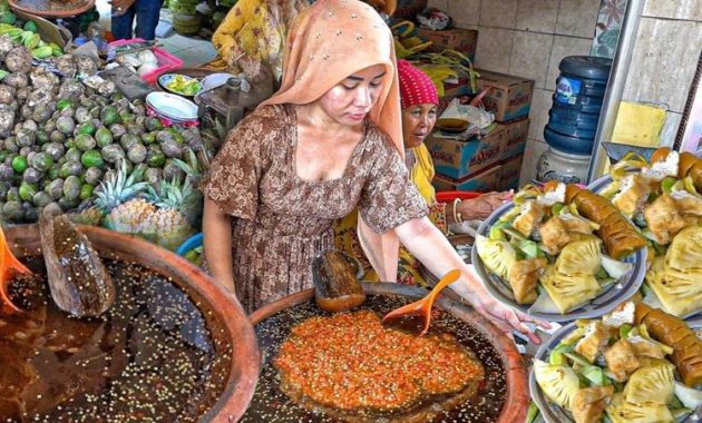Pemenang Rasa Pedas Nikmat Surabaya: 5 Restoran yang Akan Meracik Lidah Anda