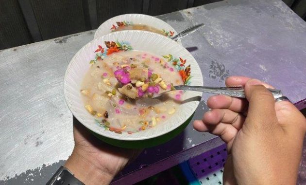 Cicipi Kelezatan Hangat Asinan di Tengah Kota Bogor: Kuliner Tradisional yang Tak Lekang oleh Waktu