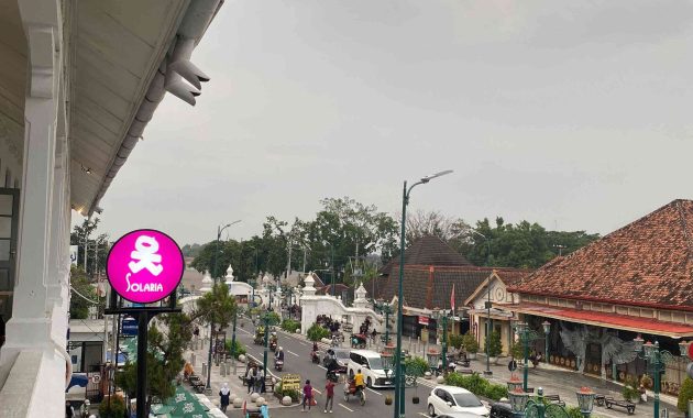 Eats and Views di Jantung Jogja: Solaria Sajikan Pemandangan Titik Nol Km dari Ketinggian