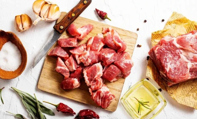 5 Makanan dan Minuman yang Sebaiknya Tak Dimakan Bersama Daging