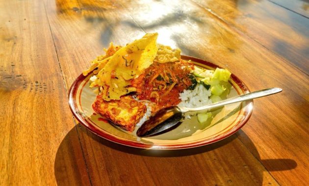 Coba Kuliner Hemat di Kediri: Pecel Hanya 3 Ribu, Nasi Goreng Cuma 5 Ribu