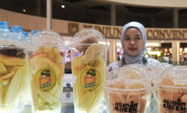 Dari Impian Jadi Bisnis: Asinan Queen Menaklukkan Pasar Kuliner Surabaya