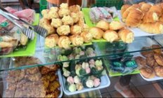 Kudus, Jawa Tengah: Cicipi Roti Pejuang dan Es Legendaris Sejak 1960 di Tempat Makan Bersejarah Ini