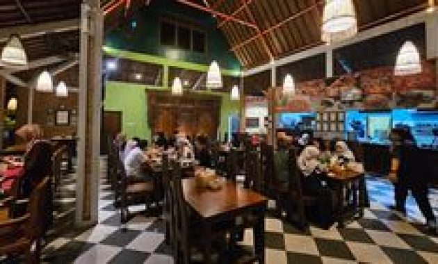 Savor the Flavor! Cicipi 3 Destinasi Kuliner Jepara yang Wajib Dikunjungi saat di Sini