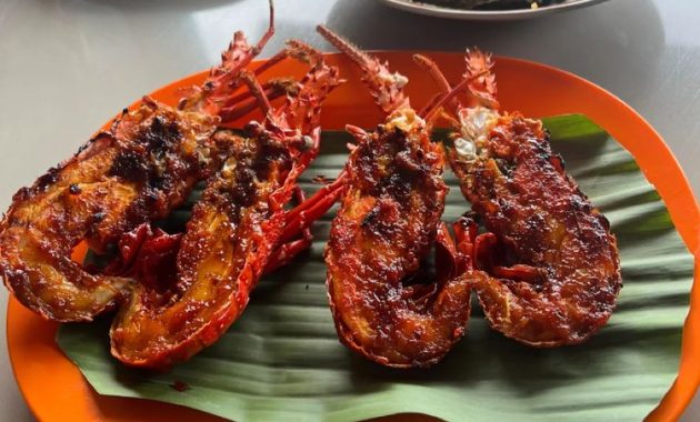 5 Hidangan Legendaris di Pantai Pacitan: Seafood Segar dengan Pemandangan Surga yang Membuat Anda Tak Rela Pergi!
