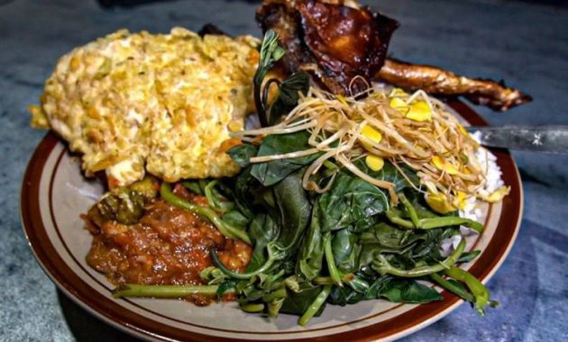 Kuliner Viral di Bojonegoro: 4 Destinasi Makanan Wajib Coba saat Liburan