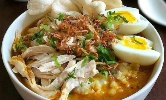 Ada yang buka 24 jam, 10 tempat bubur ayam favorit warga Surabaya ini wajib kamu coba tanpa bikin kantong jebol!
