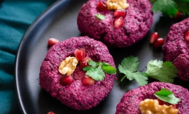 11 Tempat Wisata Terbaik & Rahasia untuk Para Penggemar Kuliner di Indonesia