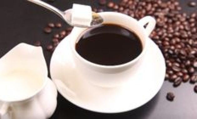 Hindari Makanan Ini untuk Penderita Asam Lambung