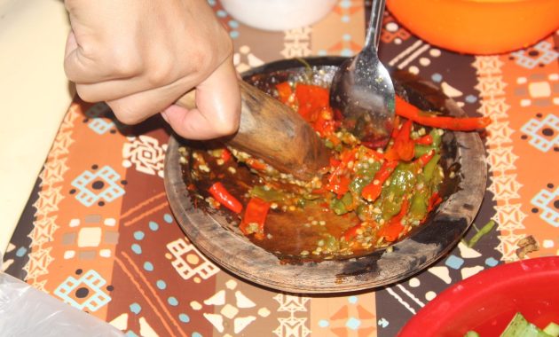 **Rekomendasi Kuliner Pedas di Probolinggo: Sambelan Nampol yang Bikin Ketagihan!**