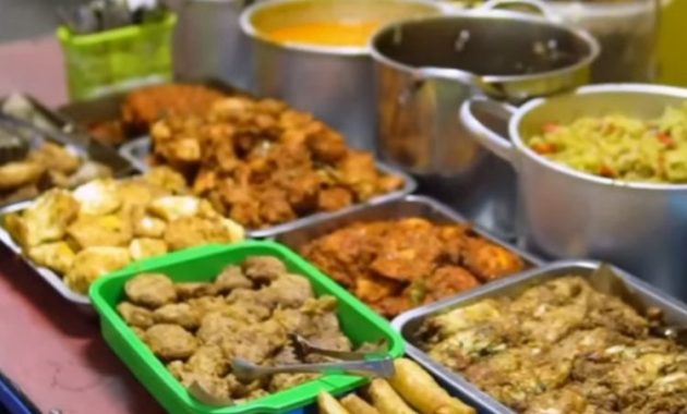 Cari Kuliner Malam Murah & Lezat di Jogja? Yuk, Cicipi 9 Tempat Makan Legendaris Ini!