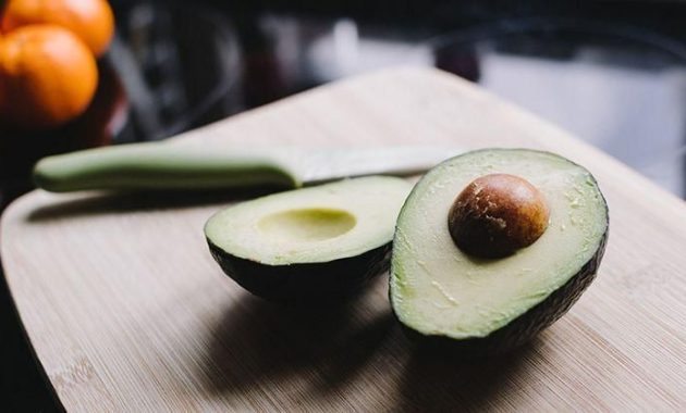 8 Makanan Alami untuk Tingkatkan Kualitas Sel Telur Ibu