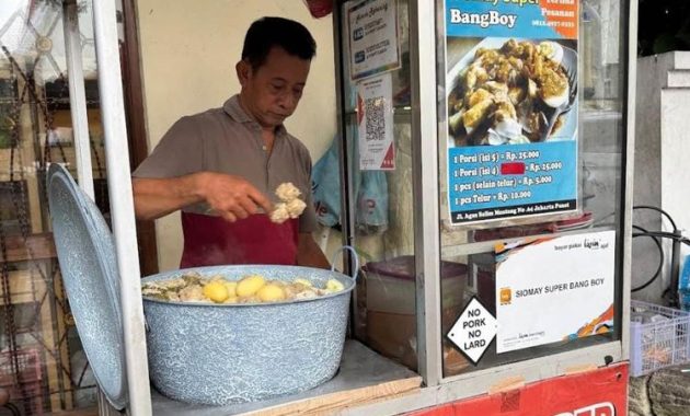 6 Tempat Kuliner Siomay Enak di Jakarta, Mulai Jatinegara Sampai Menteng!