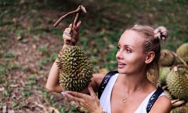 Tips Membeli Durian Segar, Kesalahan yang Sering Terjadi, dan Ide Bisnis Kuliner yang Menggugah Selera!