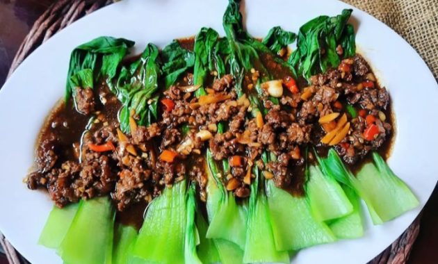 Resep Soto Banjar Khas Kalimantan ala Chef Devina Hermawan, Lengkap dengan Lontong, Potongan Telur, Soun, dan Perkedel Kentang