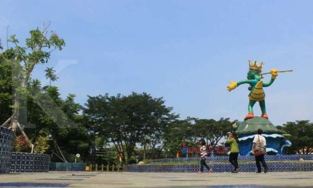 Sehari di Surabaya: Jelajah Wisata Ikonik dan Kuliner Legendaris