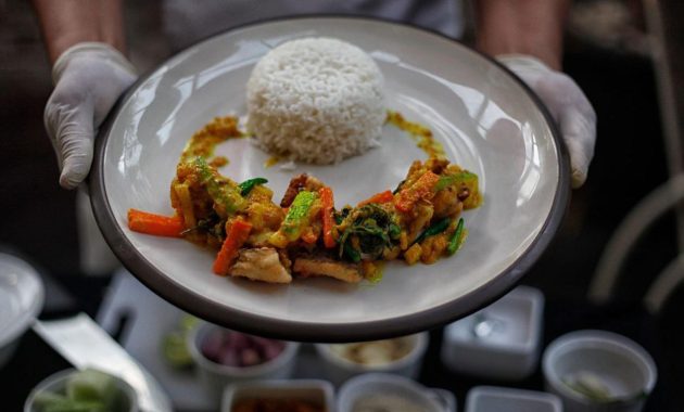 Apakah Kita Harus Berhenti Makan Nasi?