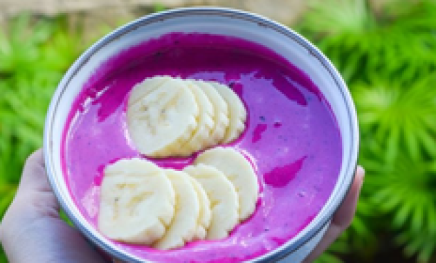 Manfaat Luar Biasa! Nutrisi, 9 Manfaat, dan Resep Jus Naga dan Pisang Sederhana