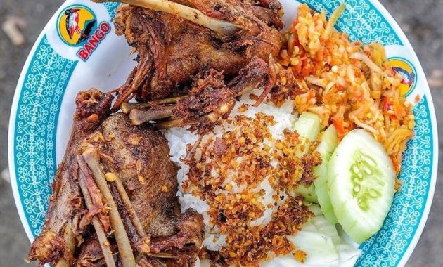 10 Tempat Nasi Bebek Lezat di Surabaya, Solusi untuk Pecinta Bebek Goreng!