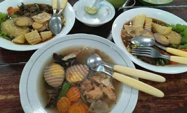 Itinerary Kuliner Solo 1 Hari, Rasakan Selat Mbak Lies hingga Tengkleng Klewer Bu Edi