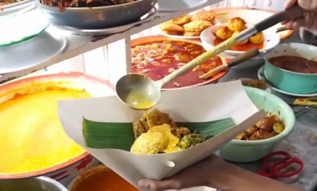 7 Restoran Nasi Padang Lezat di Bandung yang Wajib Dikunjungi