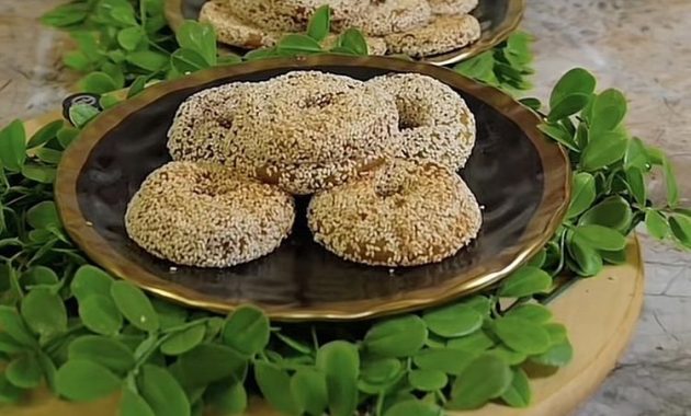 Donat Pisang Viral Tasyi Athasyia, Modal Rp40 Ribu Untung Jutaan