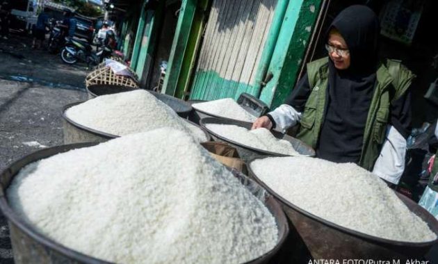 Delapan Bulan di Tahun 2025, Harga Beras Masih Mahal
