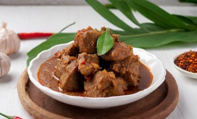 Warisan Kuliner Minang, Rendang Tetap Menjadi Makanan Terenak Dunia