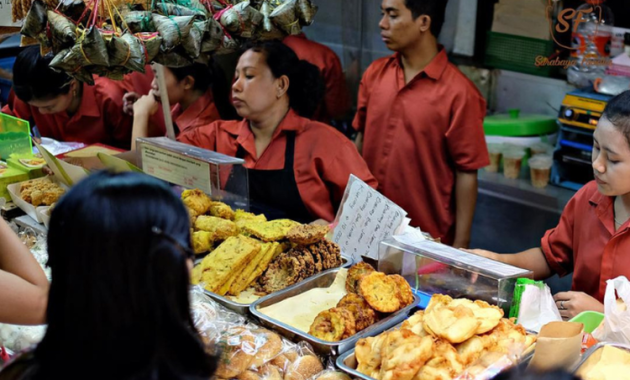 Ngiler! 6 Kuliner Wajib di Pasar Atom Surabaya, Ada Cakue Legendaris yang Viral