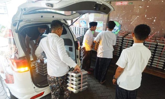 Siswa SMP Negeri 1 Sidoarjo Tertarik dengan MBG, Rasa Lezat dan Penuhi Gizi