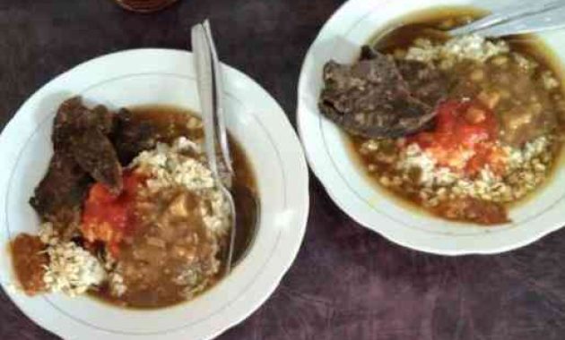 Sejarah Rawon Bu Katun di Lumajang dengan Ciri Khas Unik Sejak 1950-an