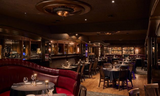 Restoran steak terbaik di Metro Detroit? 9 tempat teratas untuk potongan daging premium dan lauk pendamping