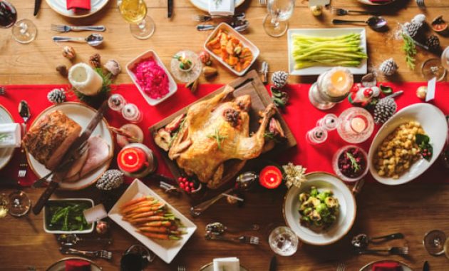 Tanggal tepat di mana Anda seharusnya membeli bahan-bahan makan malam Natal untuk semangkuk panggang yang sempurna