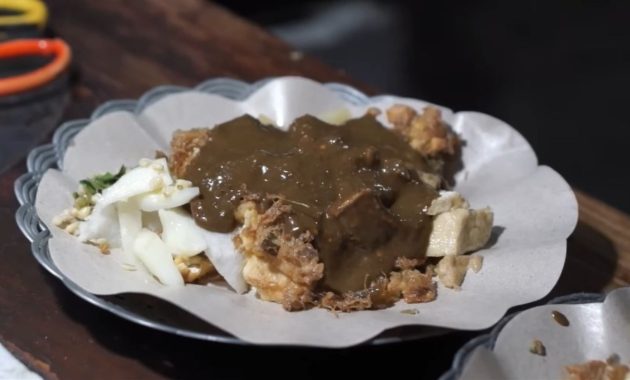 10 kuliner legendaris Surabaya yang wajib dicoba, lezat, ikonik, dan penuh cerita