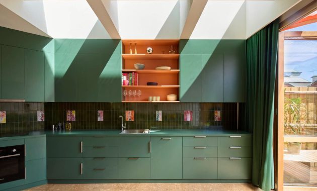 7 model rak piring yang membuat dapur lebih rapi