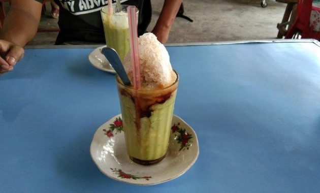 Pokat Kocok Buk Iyah Medan, Kuliner Legendaris yang Tetap Eksis Sejak 1968